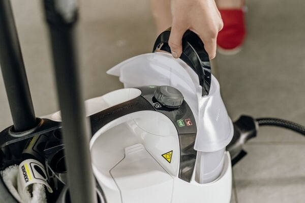 Karcher SC 5 Easyfix Iron Plug Beyaz